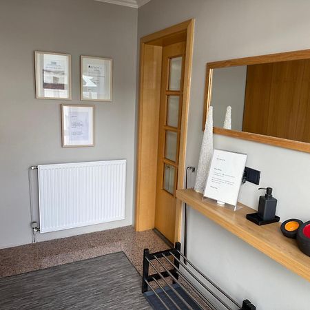 A. Bernhard Guest House Keflavík Екстериор снимка